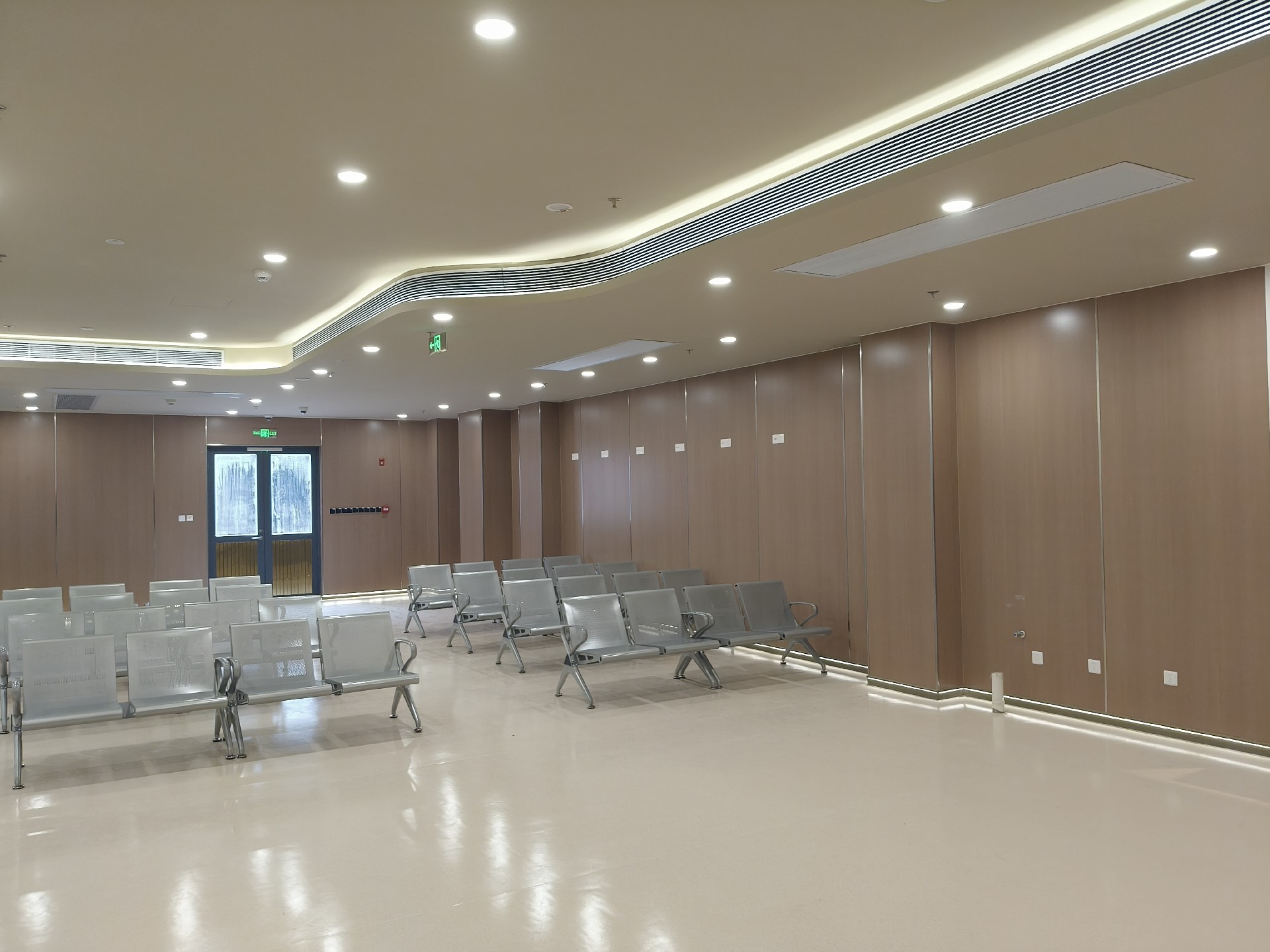 點燃創意之火，冰火板帶給你的不僅僅是木飾面